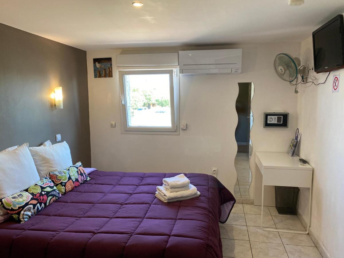 Logis Hotel La Chaumiere مارسيلان المظهر الخارجي الصورة