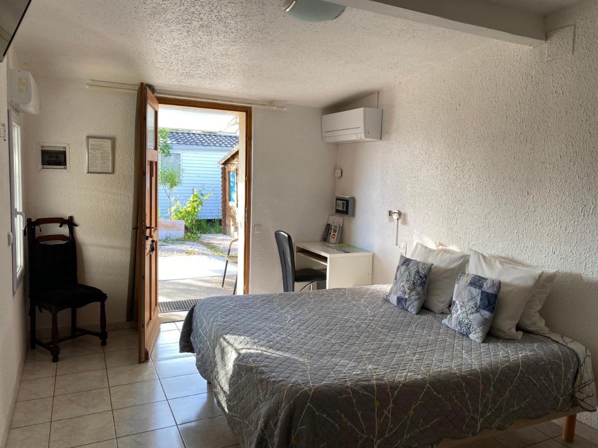 Logis Hotel La Chaumiere مارسيلان المظهر الخارجي الصورة