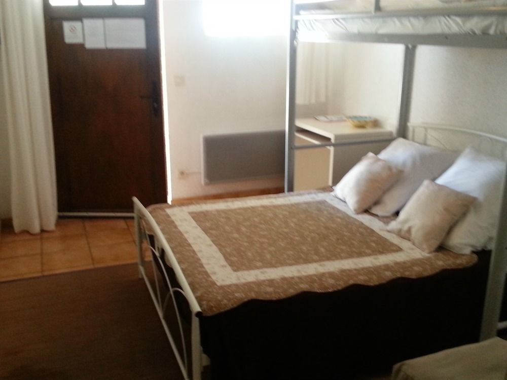 Logis Hotel La Chaumiere مارسيلان المظهر الخارجي الصورة