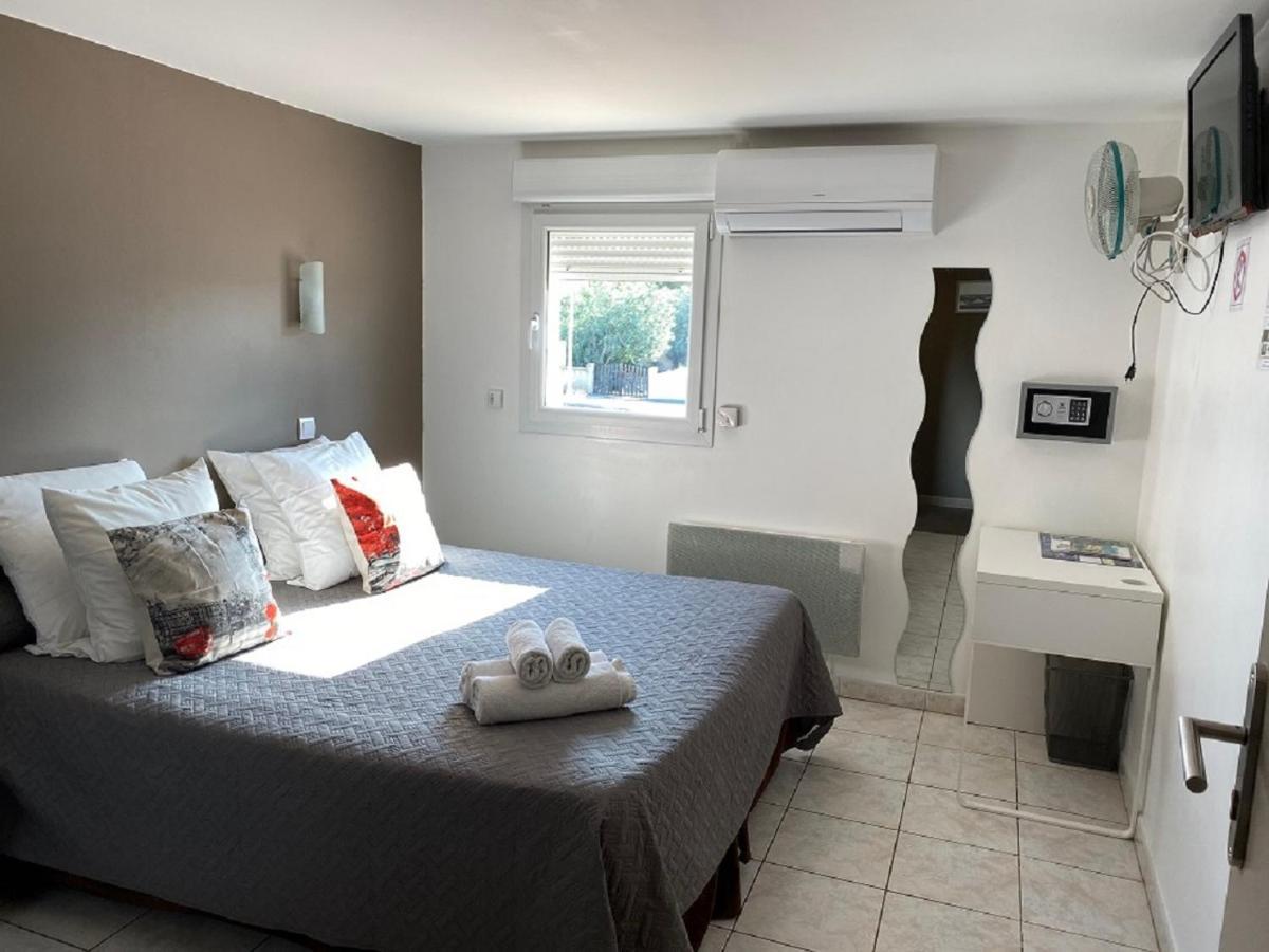 Logis Hotel La Chaumiere مارسيلان المظهر الخارجي الصورة